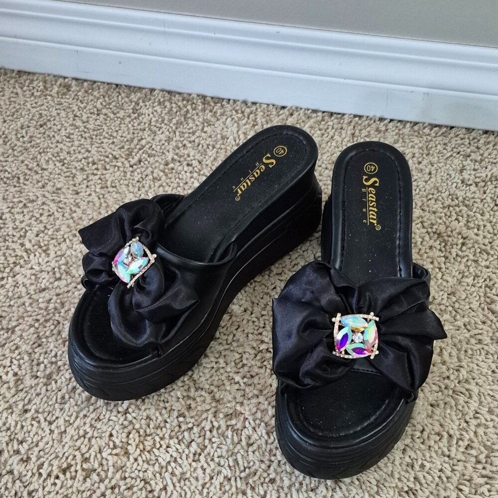 Black Bow Detail Wedge Sandals